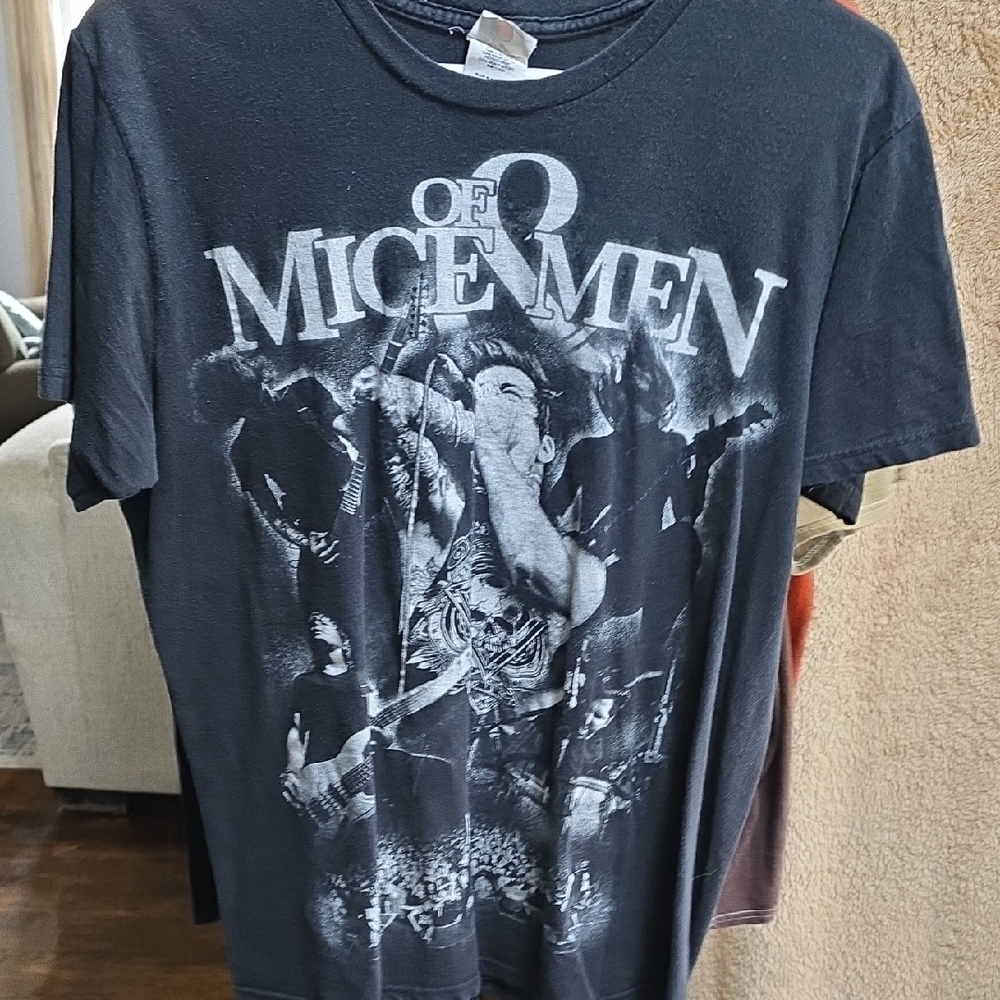 Of Mice & Men Black Graphic Short Sleeve Tee